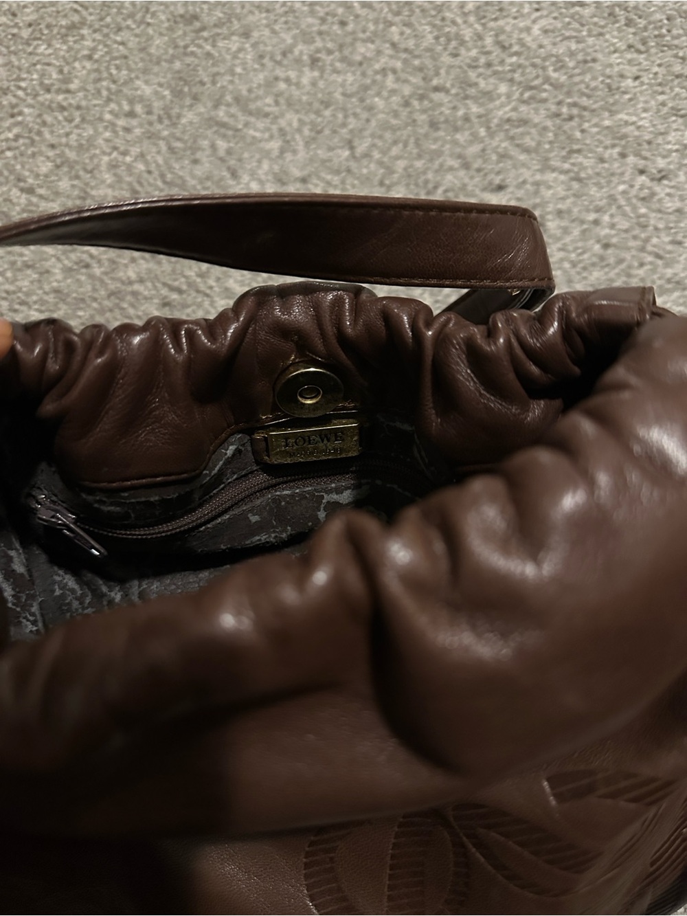 Vintage Loewe Dark Brown Leather Drawstring Shoulder Bag - Picture 7 of 11